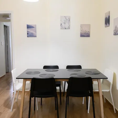 Apartment Stella's Minimal