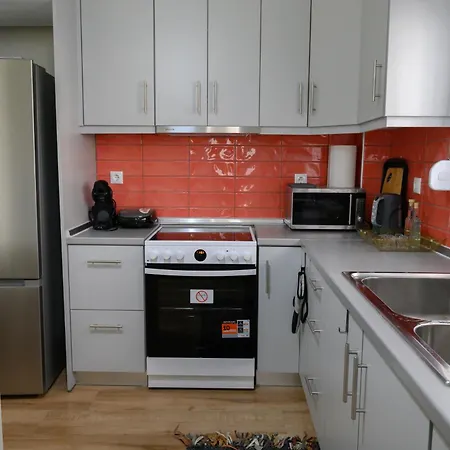 Stella's Minimal Tríkala